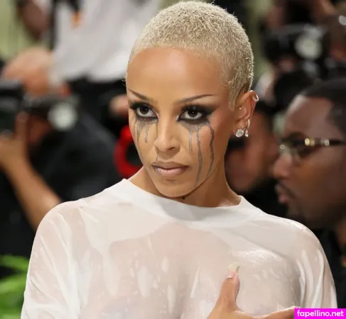 Dojacat OnlyFans Thumbnail #2vYt1rBJEN