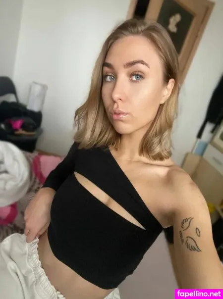 Dolce Vita OnlyFans Thumbnail #LQeCIu28IP