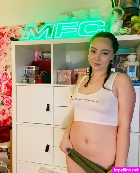 Dollfacedangr OnlyFans Thumbnail #rk3mg6yZMN