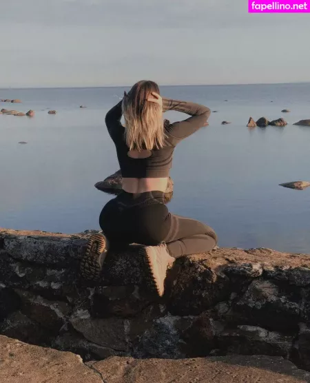 Dollhole Grabfuck OnlyFans Thumbnail #2ezgt8vWs2
