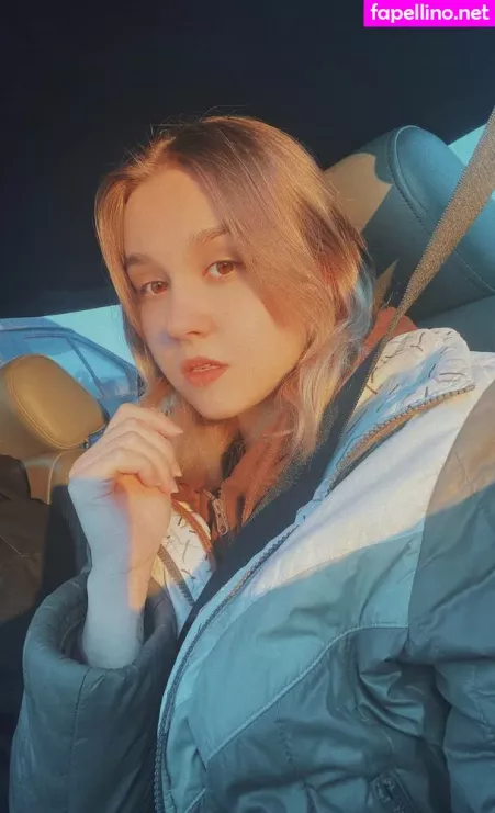 Dollhole Grabfuck OnlyFans Thumbnail #Wvibx8nuBA