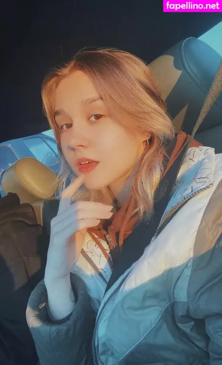 Dollhole Grabfuck OnlyFans Thumbnail #tGdANUekBC