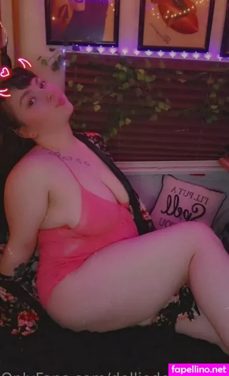 Dolliedevereaux OnlyFans Thumbnail #VOFzM8j1Vi