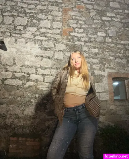 Dollrari OnlyFans Thumbnail #w5ymOV06Nd