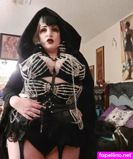 Dolly Laveau OnlyFans Thumbnail #8UiRg5Sdbw