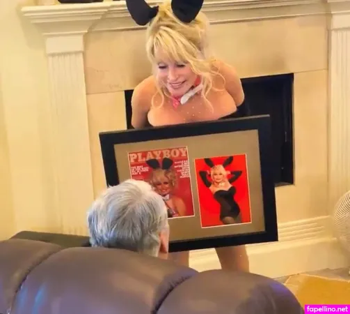 Dolly Parton OnlyFans Thumbnail #rllfQ2oUr6