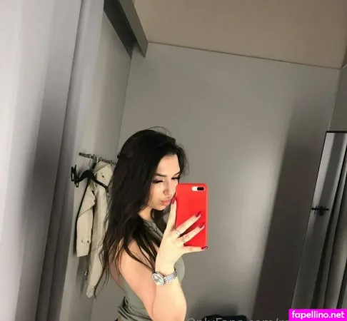 Dolly Reed OnlyFans Thumbnail #ROD6lvZ5Tn