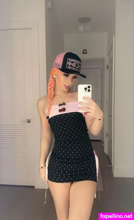 Dolly OnlyFans Thumbnail #C8DNqOOG4T