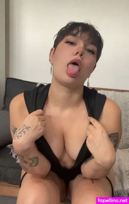 Dollyflynne 1 OnlyFans Thumbnail #CYdgg3mEIM