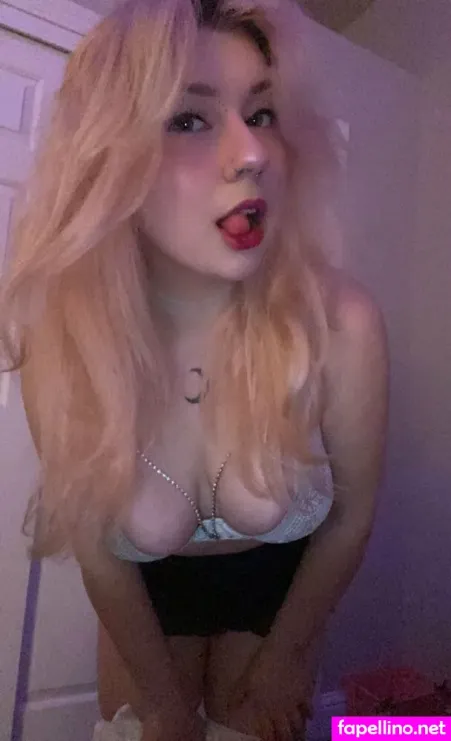 Dollygraveee OnlyFans Thumbnail #Lo4uojVrBQ