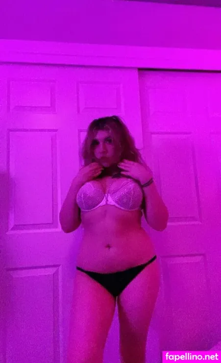 Dollygraveee OnlyFans Thumbnail #YYYJ7jQcF1