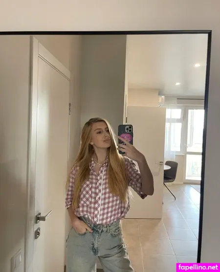 Doloresdreams88 OnlyFans Thumbnail #1TaPFgQRRR