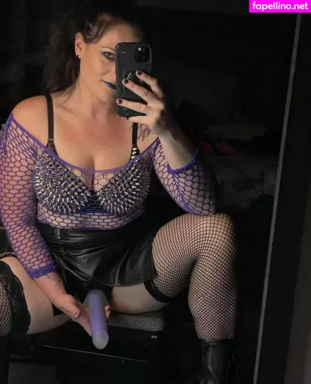 Dom Maiden420 OnlyFans Thumbnail #KgUsUEjMkd