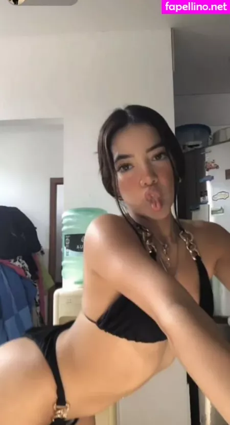 Domevelezzz OnlyFans Thumbnail #yL0FjyZFwI