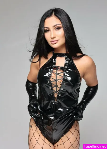 Domijulianna OnlyFans Thumbnail #f50RUUsdmn