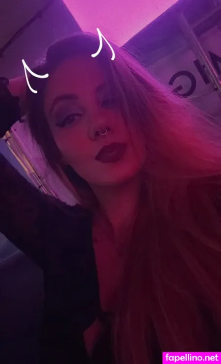 Domina Mara Main Profile Photo