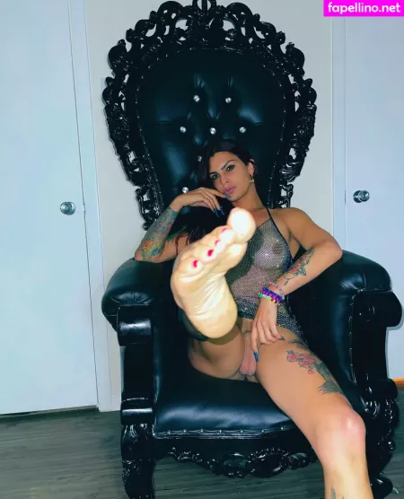 Domina Vicky OnlyFans Thumbnail #asI8vf0pkg