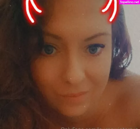 Dominalauren OnlyFans Thumbnail #bqrT7R33r2