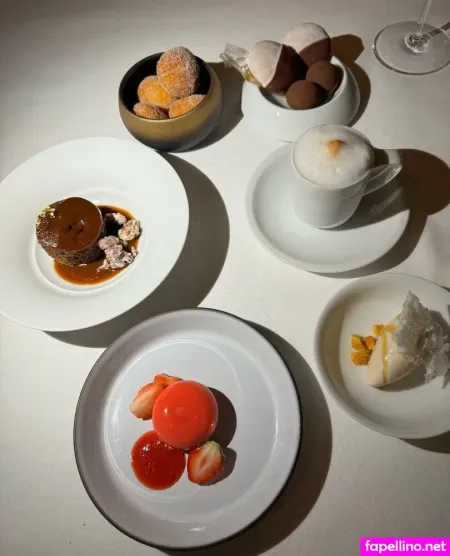 Dominatrixiris 1 OnlyFans Thumbnail #hUhLQ8zan2