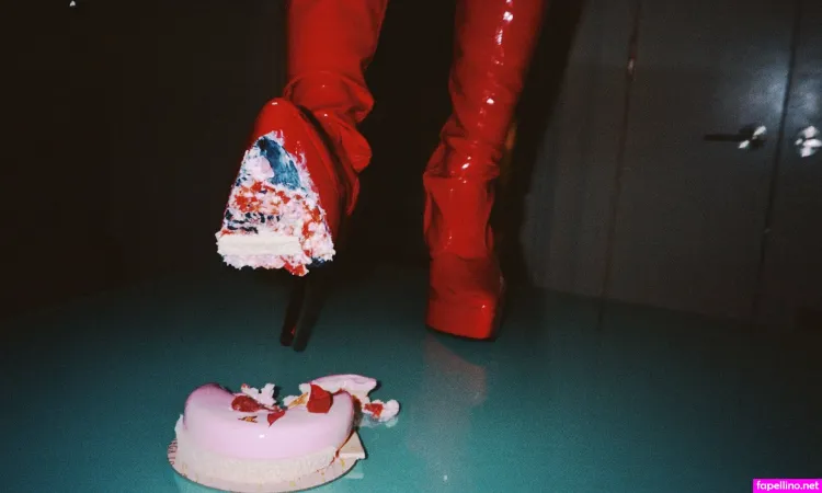 Dominatrixiris 1 OnlyFans Thumbnail #i0lIk6uM88