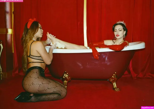 Dominatrixiris 1 OnlyFans Thumbnail #iA6NDTagOI