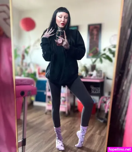 Dominatrixmars OnlyFans Thumbnail #KnDo0gqg8t