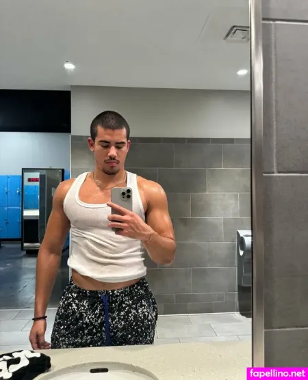 Dominicanpapi4 OnlyFans Thumbnail #C34CwhvzeY