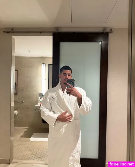 Dominicanpapi4 OnlyFans Thumbnail #UgEP4zXmUj