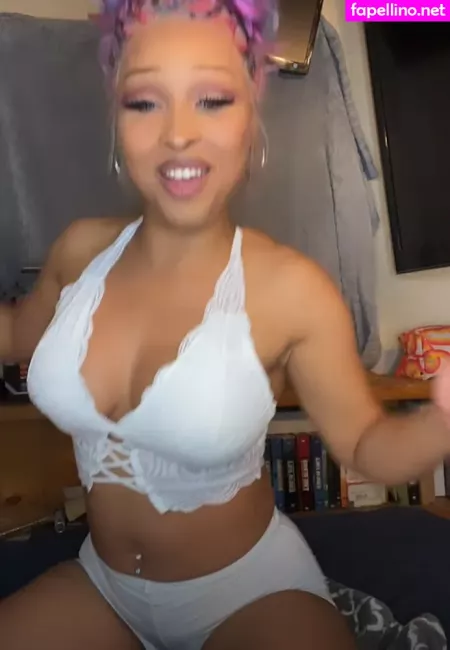 Dominique Danielle OnlyFans Thumbnail #mUNHpHZG8o