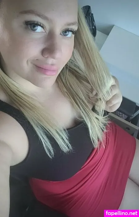 Dominique Fox OnlyFans Thumbnail #KT37lKorNI