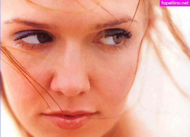 Dominique Swain OnlyFans Thumbnail #Uarr27TNT1