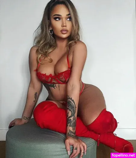 Dominyka Rae OnlyFans Thumbnail #eMJyBbfJv0