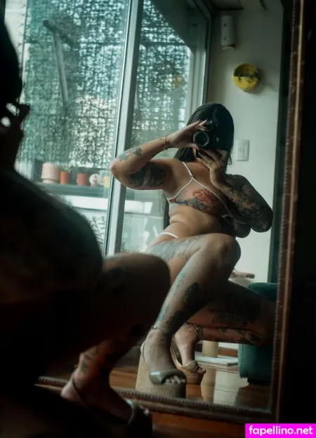 Domira Noire OnlyFans Thumbnail #9saLfgEUBl