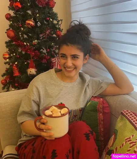 Donaxaah OnlyFans Thumbnail #qnZblFC1IK