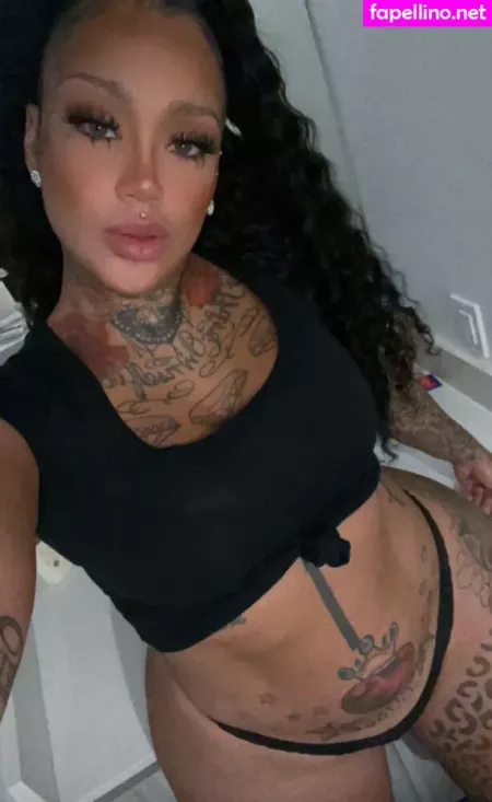 Donna Lombardi OnlyFans Thumbnail #3YBKGcn7q2