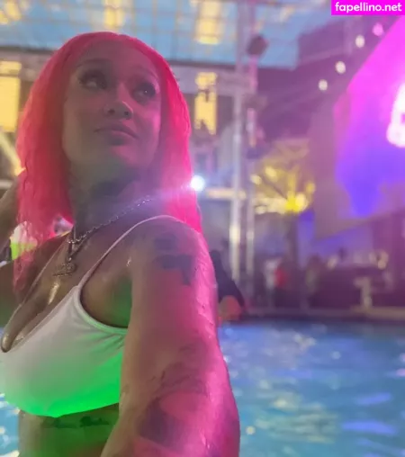 Donna Lombardi OnlyFans Thumbnail #eQkTHMcjER