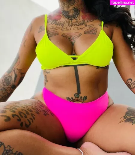 Donna Lombardi OnlyFans Thumbnail #f3aSCUJwEg