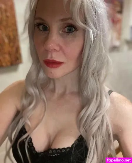 Donna Shepherd OnlyFans Thumbnail #N6rMX8LMyz