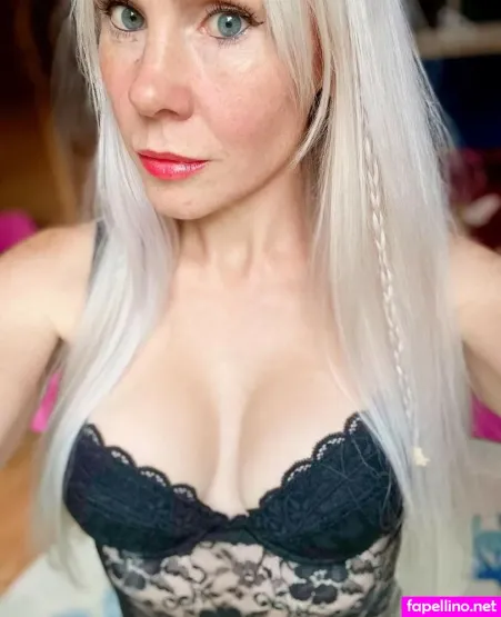 Donna Shepherd OnlyFans Thumbnail #uKhJDZ45xP