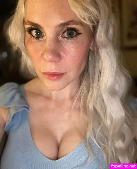 Donna Shepherd OnlyFans Thumbnail #ux3g8adZx4