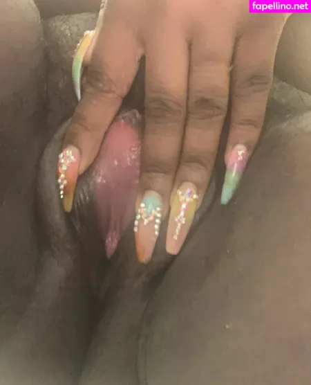 Donnastarr OnlyFans Thumbnail #l5zz48E5e4