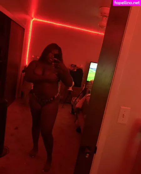 Donnastarr OnlyFans Thumbnail #y9trwp9v4A