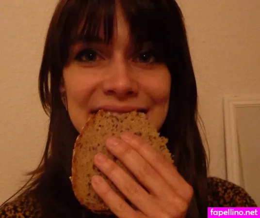 Dont Trust The Rabbit OnlyFans Thumbnail #XFmrAW6K2G