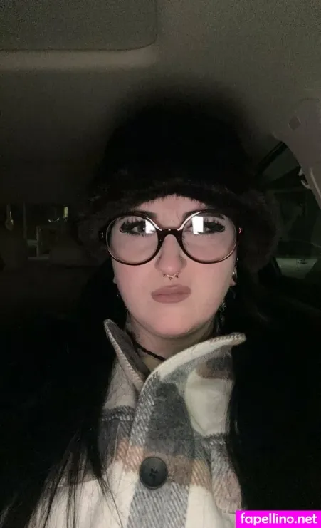 Dontbeclaire777 OnlyFans Thumbnail #BwF6dmepKO