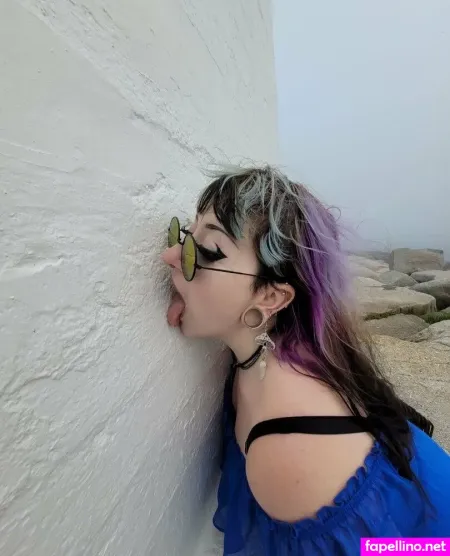 Dontbeclaire777 OnlyFans Thumbnail #g8pdR8keY1