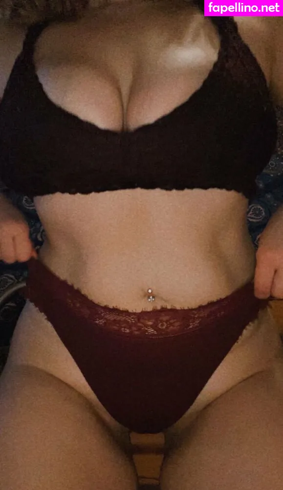 charmedbylaney_, dontknowher69 Nude Leaked OnlyFans Photo #UBQfr7bLEr