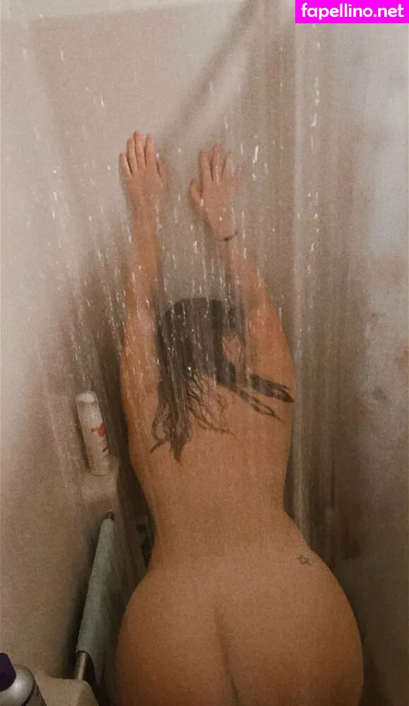 charmedbylaney_, dontknowher69 Nude Leaked OnlyFans Photo #XHpggXWKE3