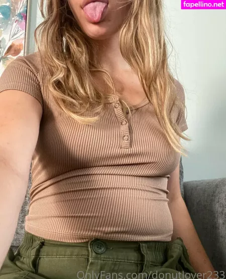 Donutlover233 OnlyFans Thumbnail #qrmiOOzCjn