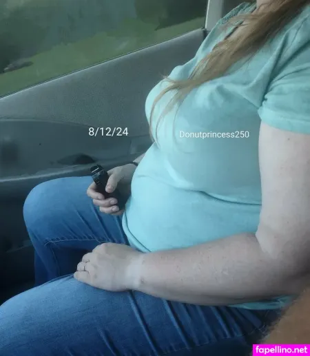 Donutprincess250 OnlyFans Thumbnail #EpT8yuBl6Y