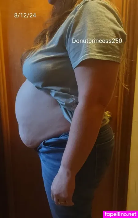 Donutprincess250 OnlyFans Thumbnail #bzECg8CzEw